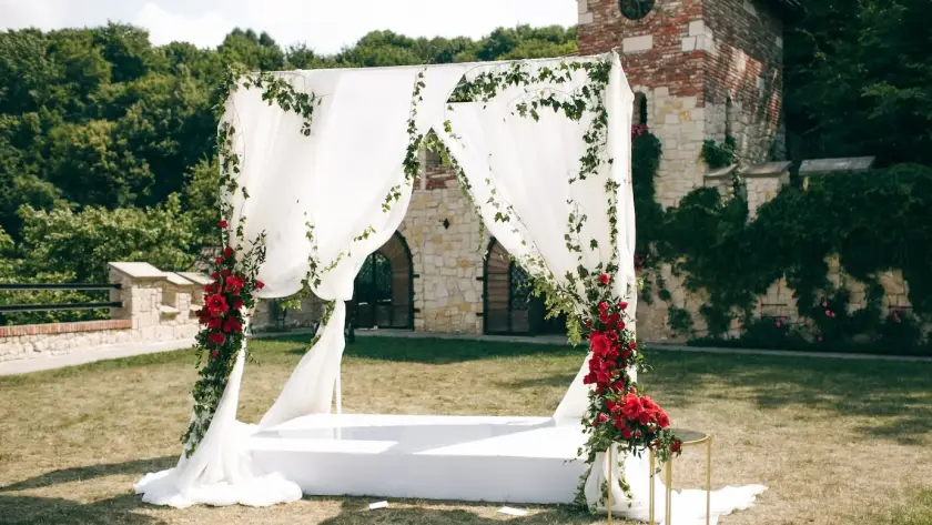 wedding tent decoration for wedding